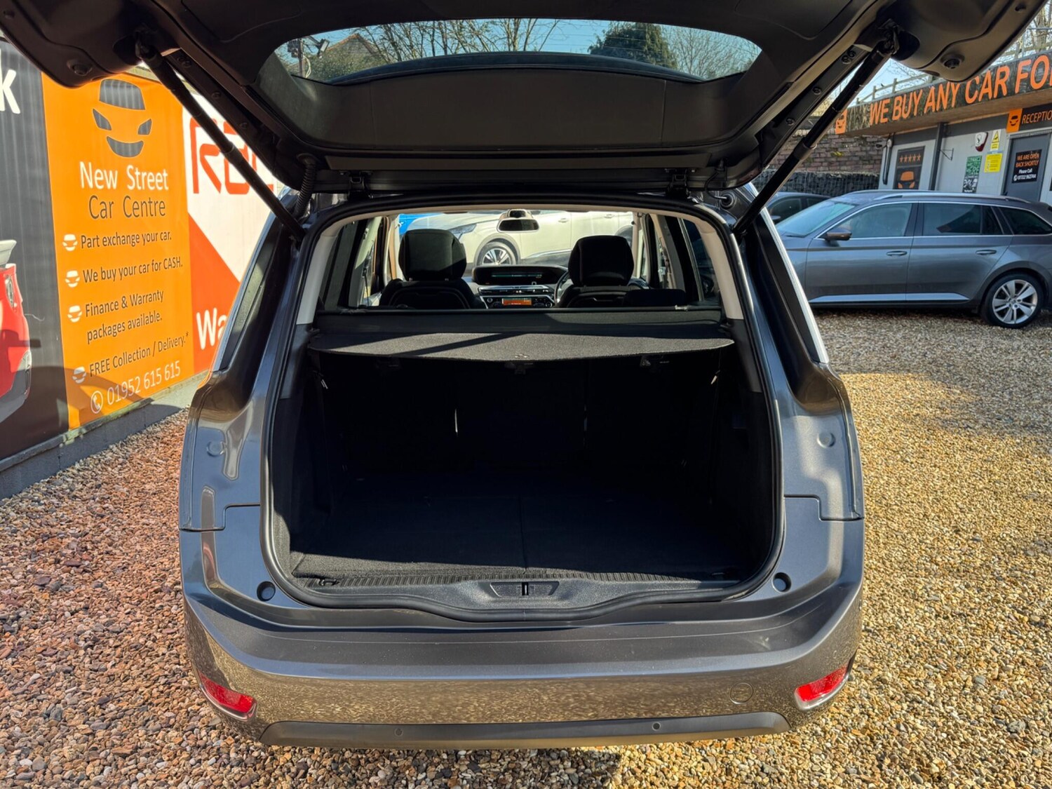 Used Citroen Grand C4 Picasso 2018 for sale - 77439750: Photo 36