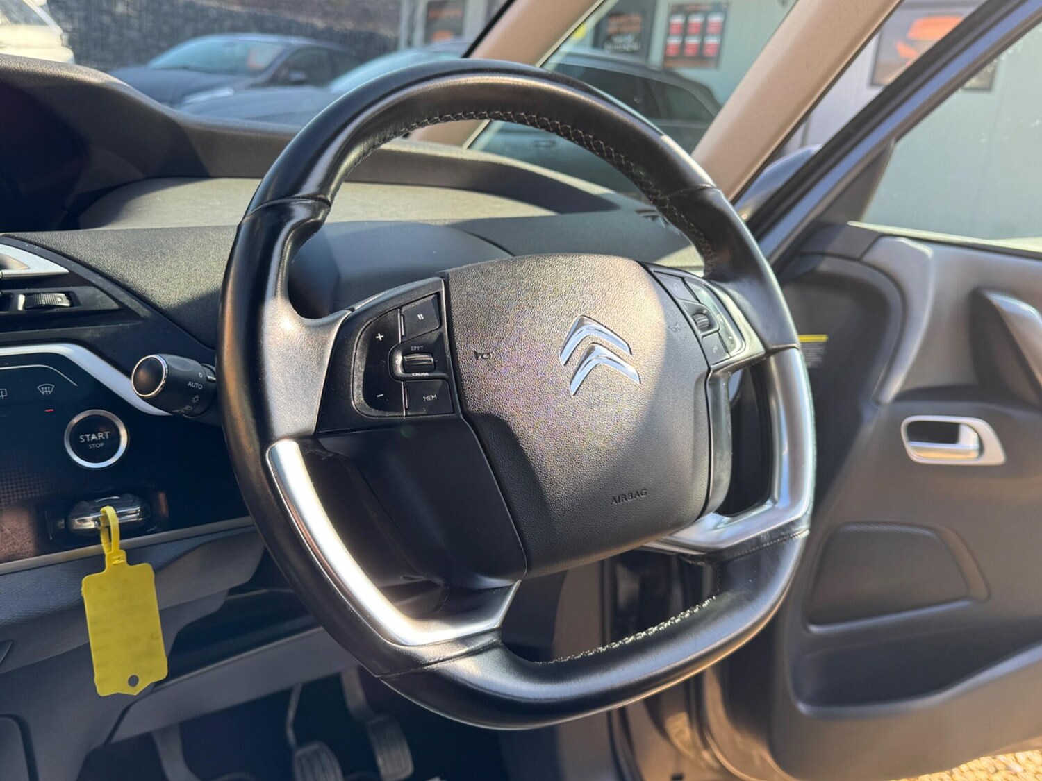 Used Citroen Grand C4 Picasso 2018 for sale - 77439750: Photo 37