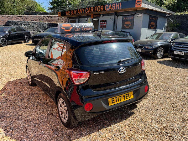 Used Hyundai i10 2017 for sale - 74521510: Photo 16