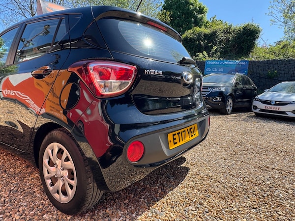Used Hyundai i10 2017 for sale - 74521510: Photo 19