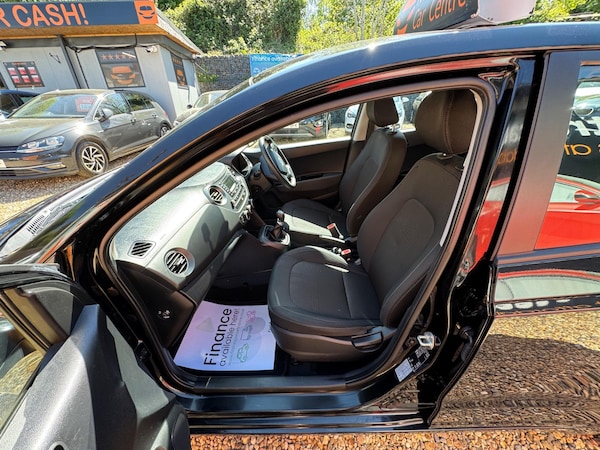 Used Hyundai i10 2017 for sale - 74521510: Photo 26