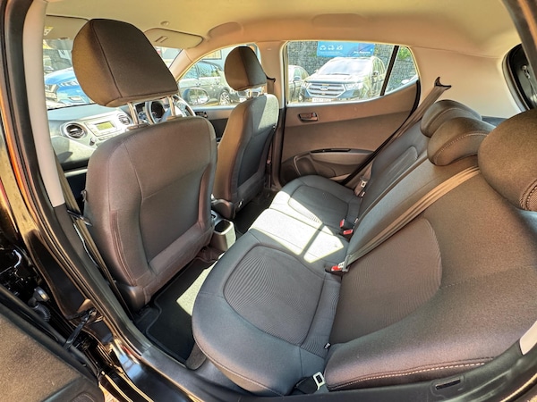 Used Hyundai i10 2017 for sale - 74521510: Photo 31