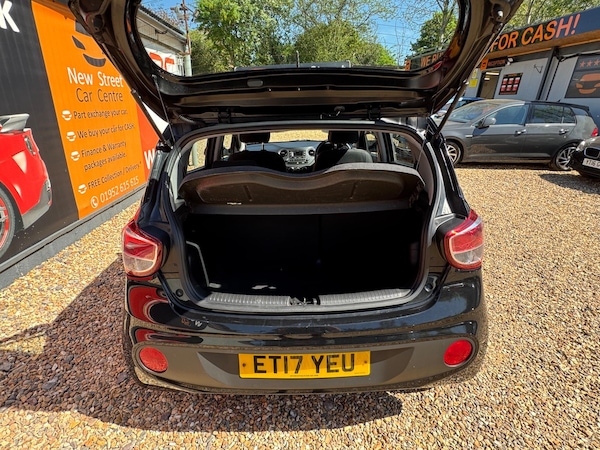 Used Hyundai i10 2017 for sale - 74521510: Photo 32
