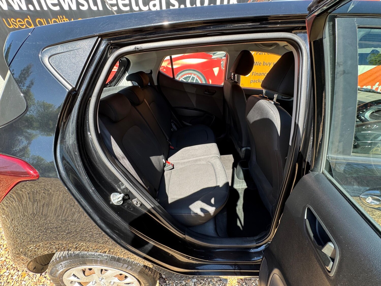 Vehicle 33