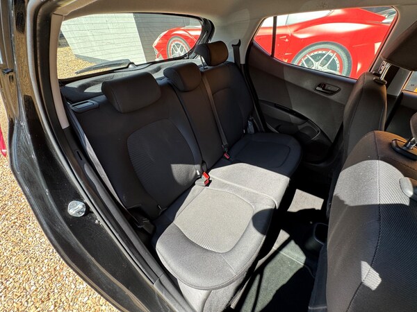 Used Hyundai i10 2017 for sale - 74521510: Photo 34