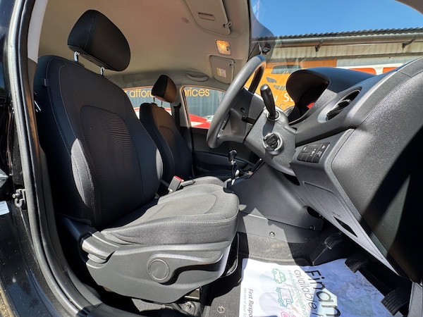 Used Hyundai i10 2017 for sale - 74521510: Photo 37