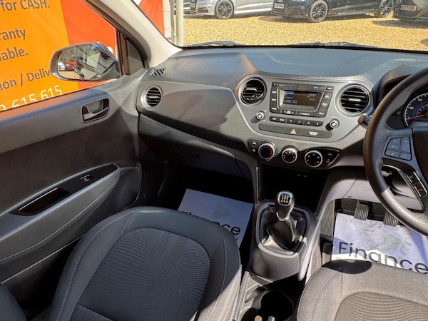 Used Hyundai i10 2017 for sale - 74521510: Photo 41