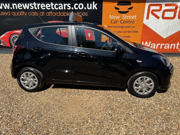 Used Hyundai i10 2017 for sale - 74521510: Photo 5