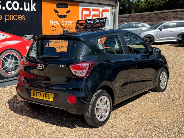 Used Hyundai i10 2017 for sale - 74521510: Photo 6