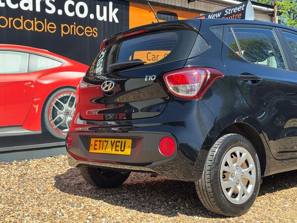 Used Hyundai i10 2017 for sale - 74521510: Photo 9