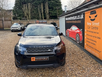 Used Land Rover Discovery Sport 2019 for sale - 77574493: Photo