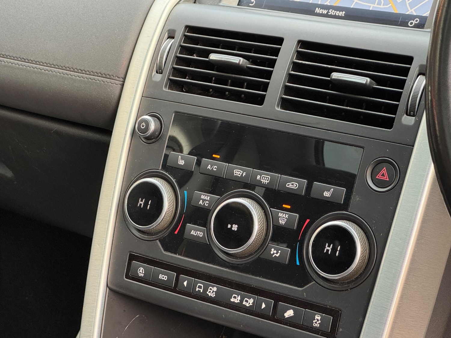 Used Land Rover Discovery Sport 2018 for sale - 76913277: Photo 60