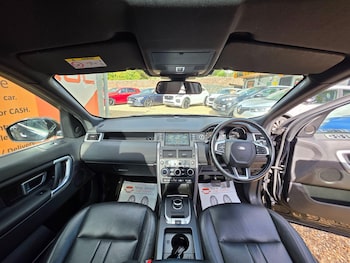 Used Land Rover Discovery Sport 2019 for sale - 78636419: Photo