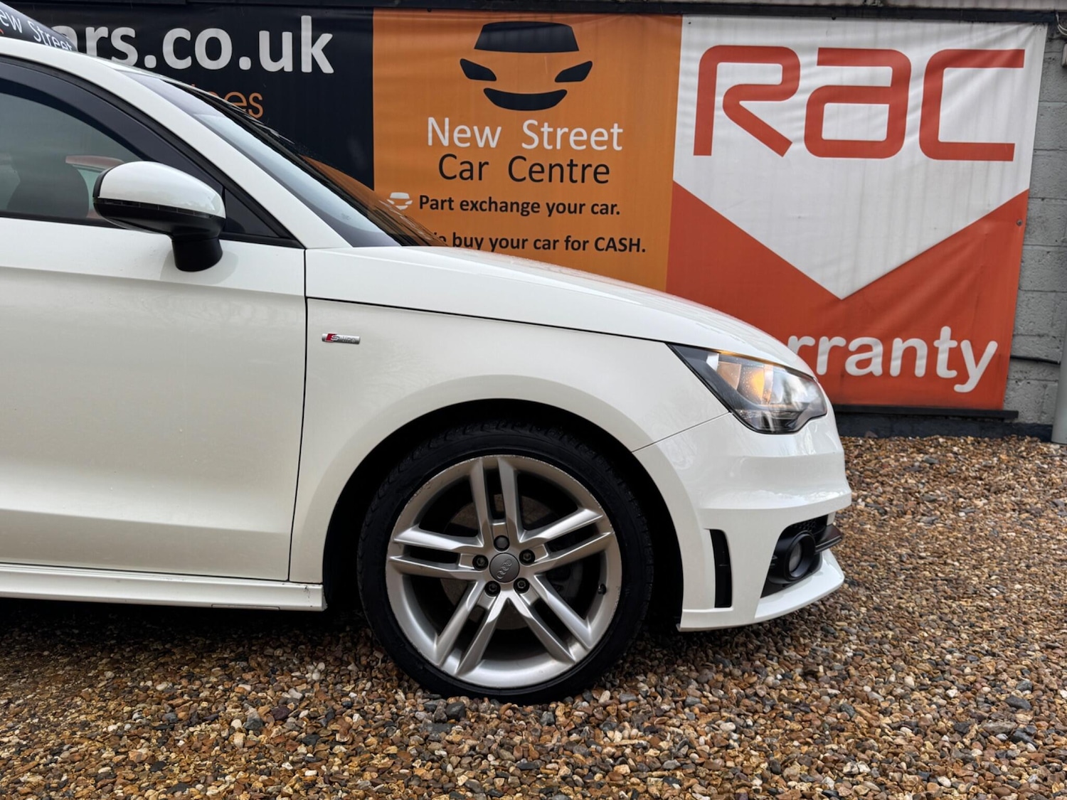 Used Audi A1 for sale - 77345326: Photo 43