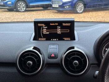 Used Audi A1 2011 for sale - 77345326: Photo