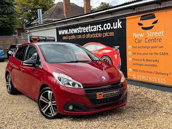 Peugeot - 208