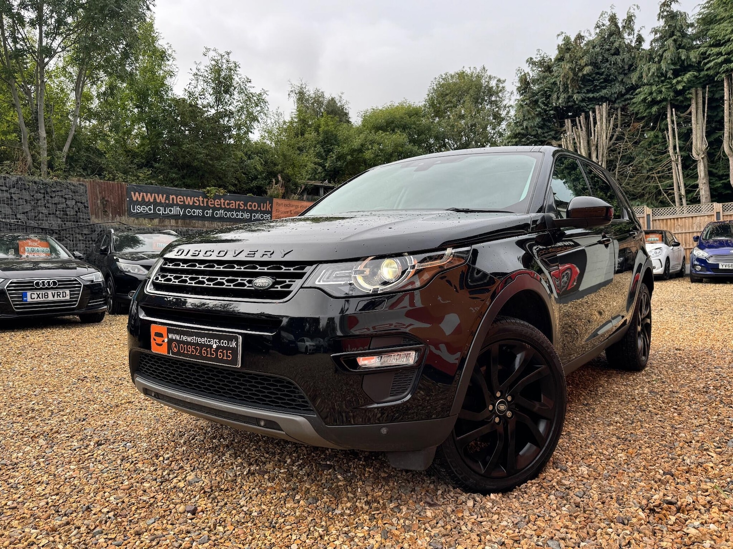 Used Land Rover Discovery Sport 2018 for sale - 77633915: Photo 33