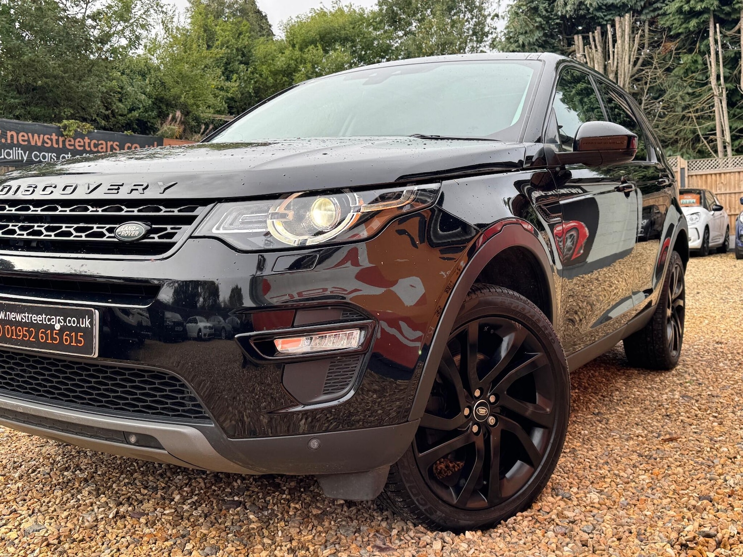 Used Land Rover Discovery Sport 2018 for sale - 77633915: Photo 40