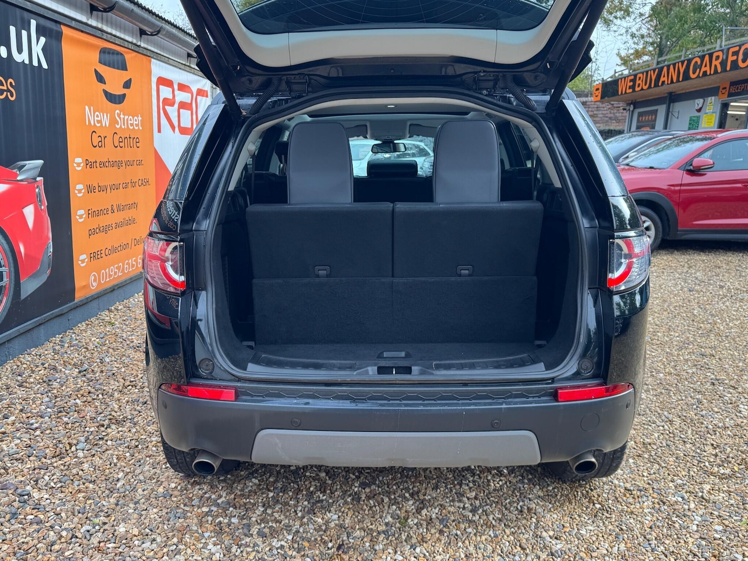 Used Land Rover Discovery Sport 2018 for sale - 77633915: Photo 48