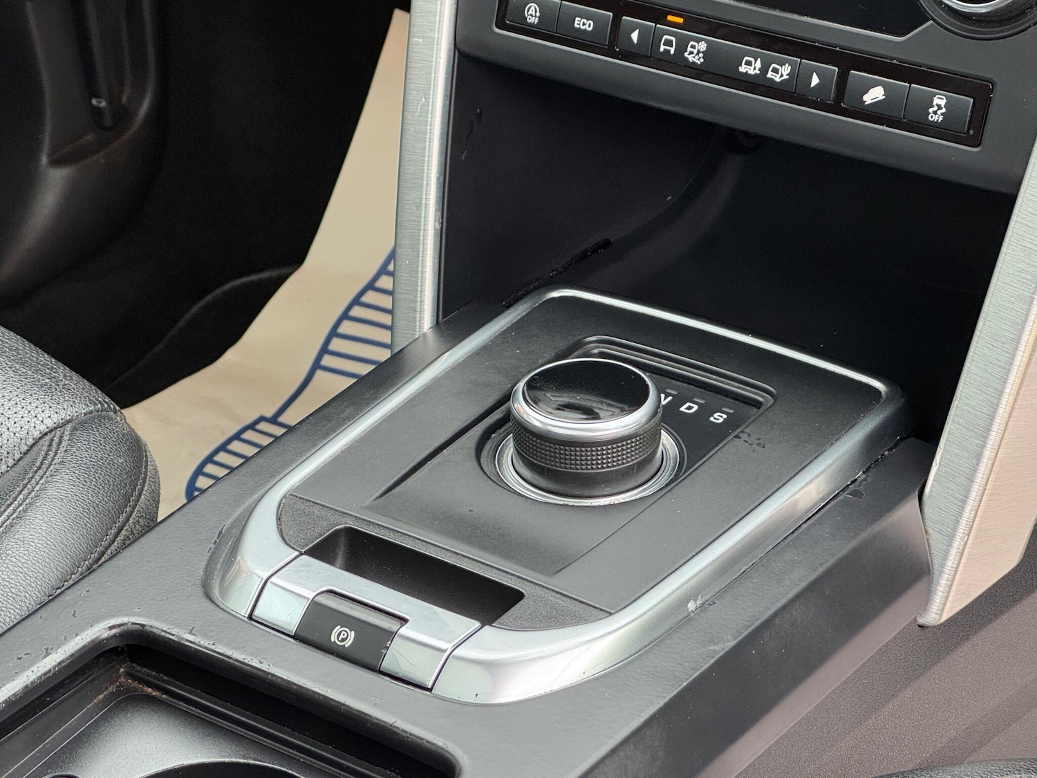 Used Land Rover Discovery Sport 2018 for sale - 77633915: Photo 60