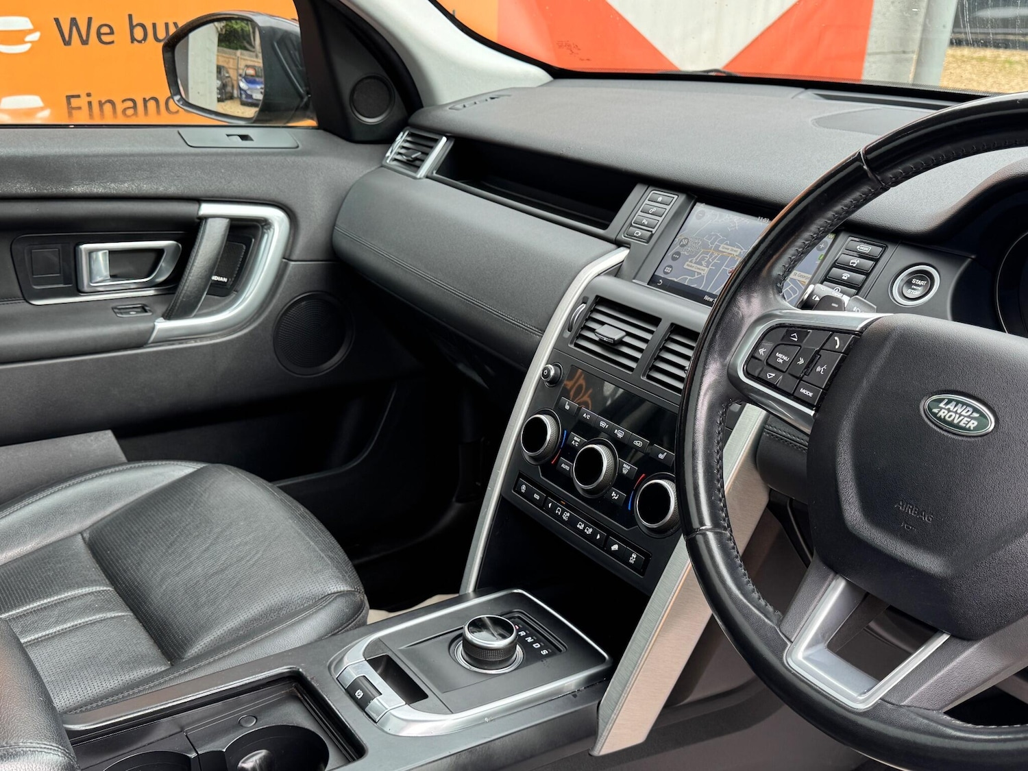 Used Land Rover Discovery Sport 2018 for sale - 77633915: Photo 66