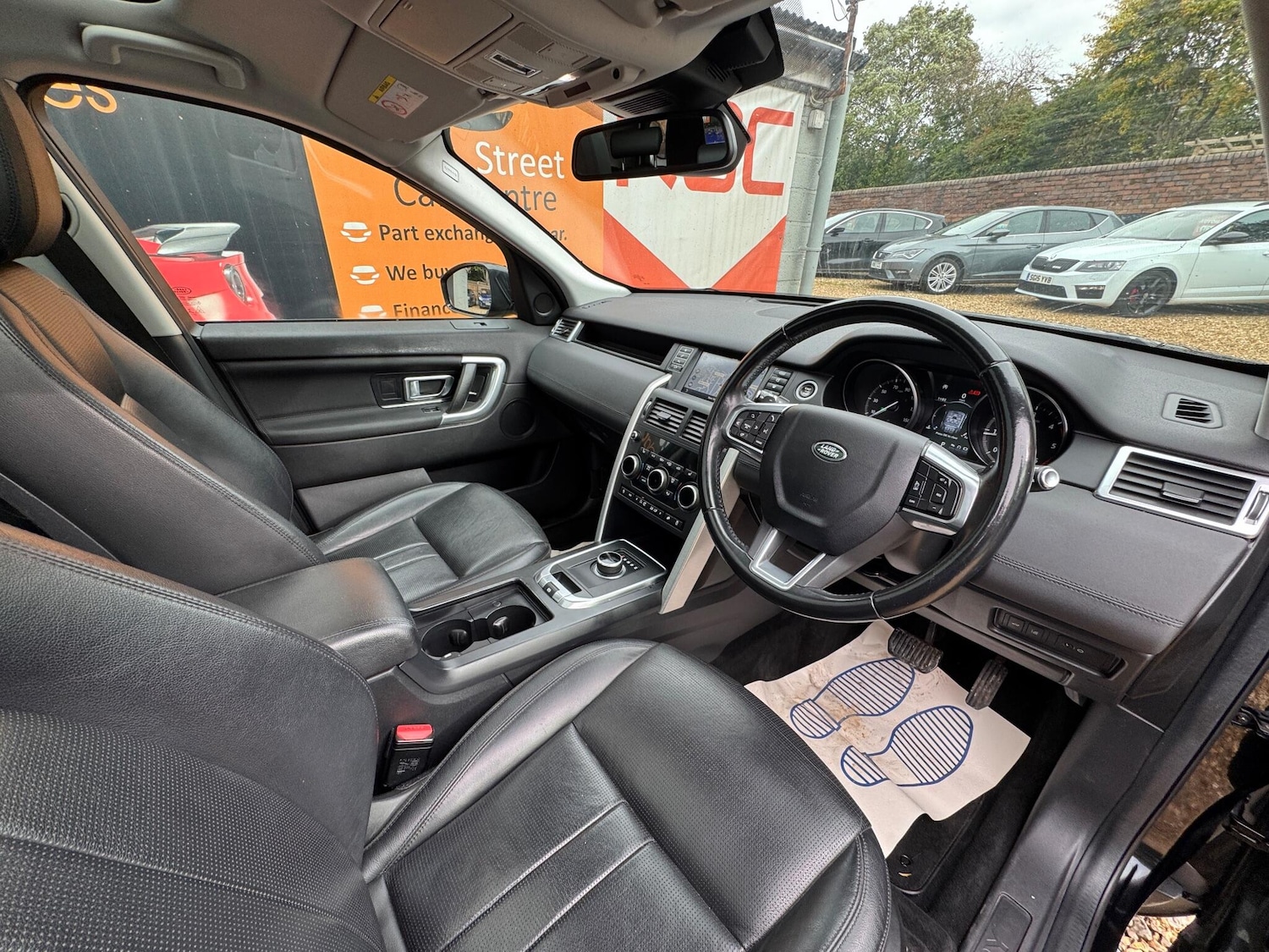 Used Land Rover Discovery Sport 2018 for sale - 77633915: Photo 68