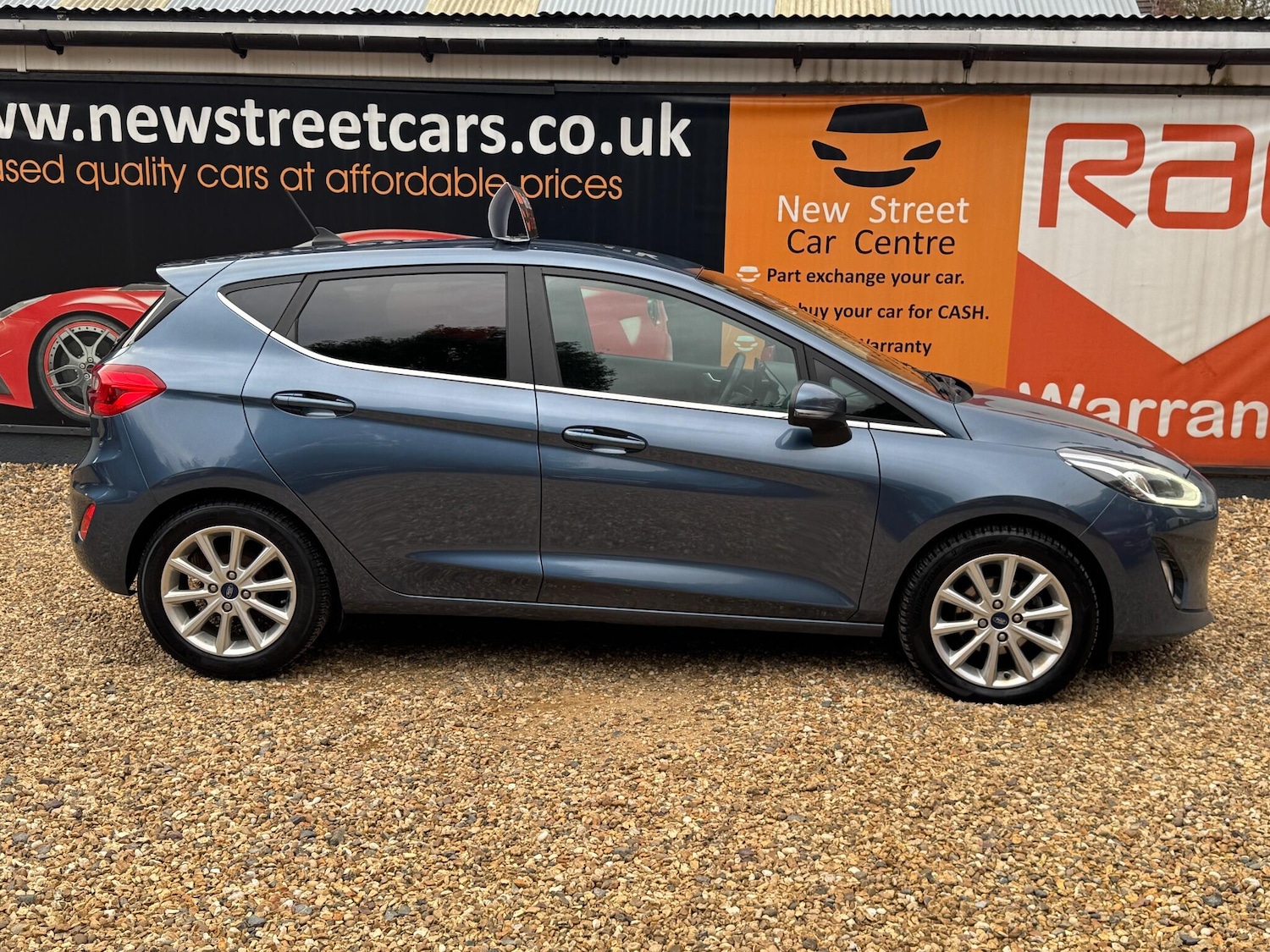 Used Ford Fiesta 2019 for sale - 76138425: Photo 5