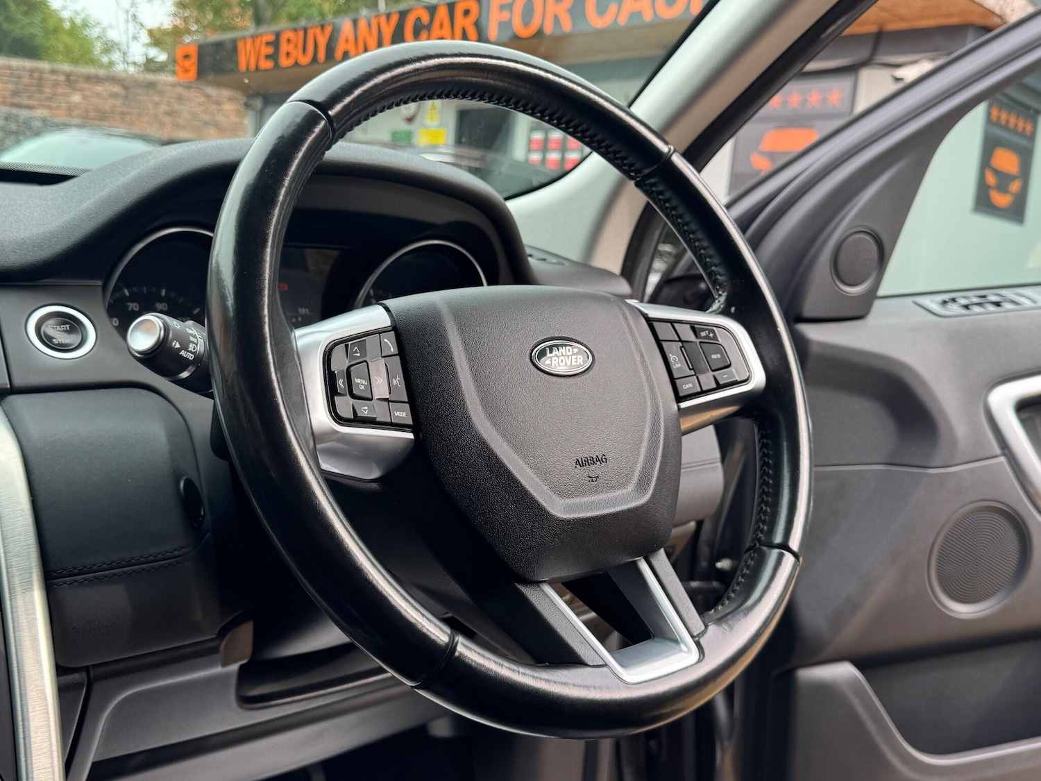 Used Land Rover Discovery Sport 2016 for sale - 76109084: Photo 64