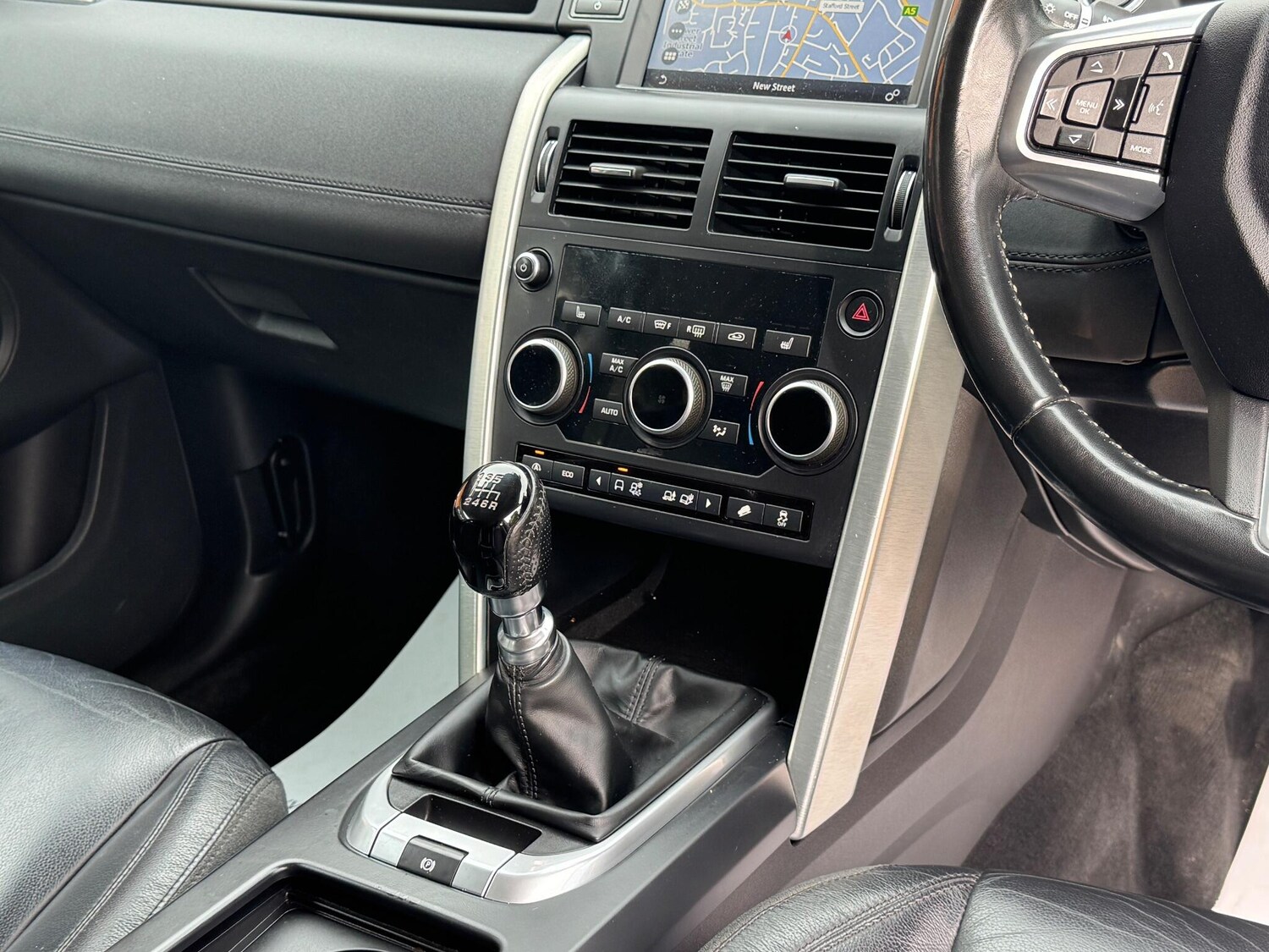 Used Land Rover Discovery Sport 2016 for sale - 76109084: Photo 67