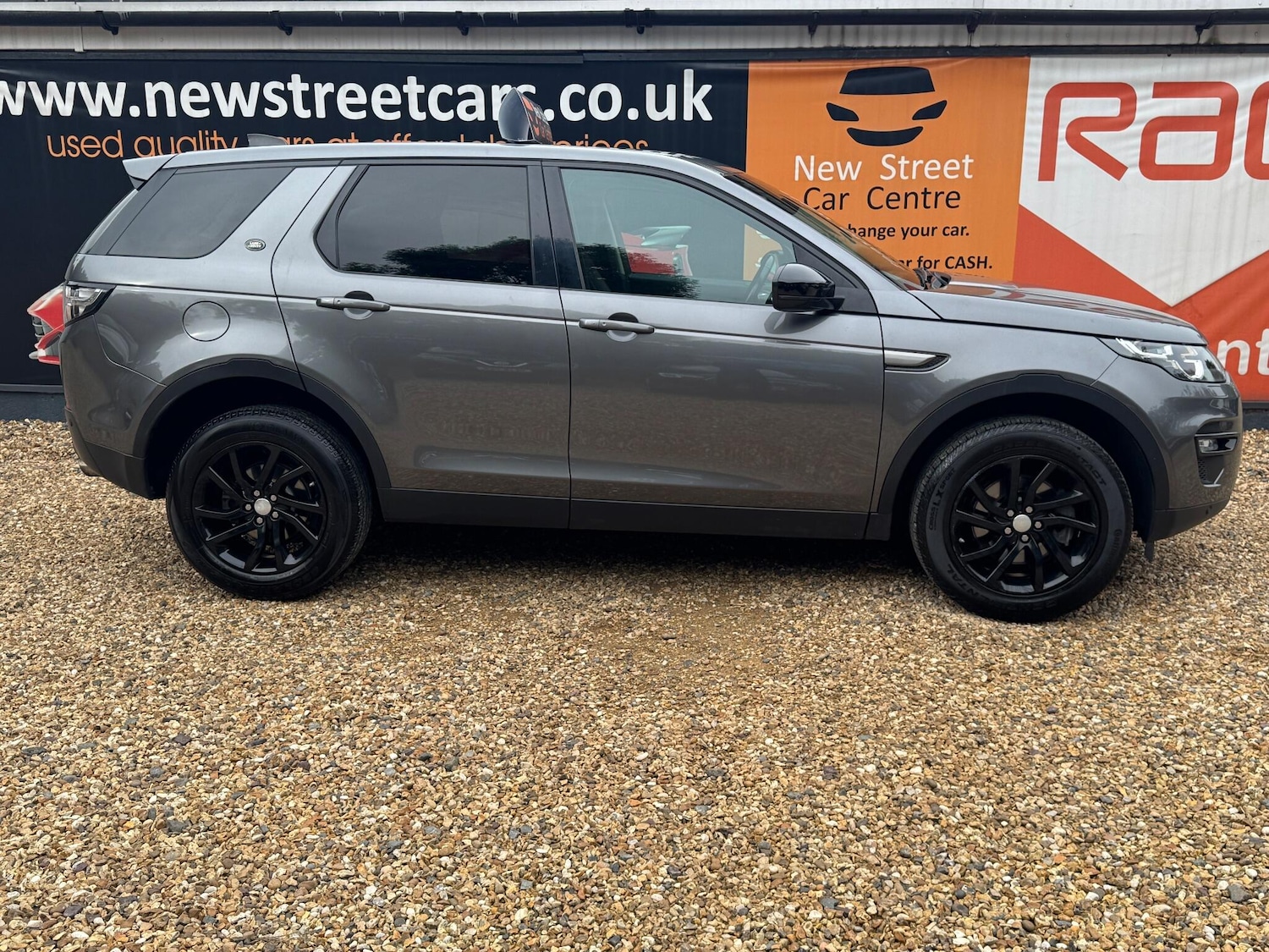 Used Land Rover Discovery Sport 2016 for sale - 76109084: Photo 7