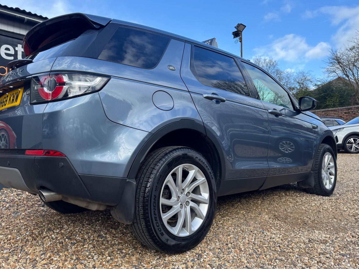 Used Land Rover Discovery Sport 2019 for sale - 77892477: Photo 11