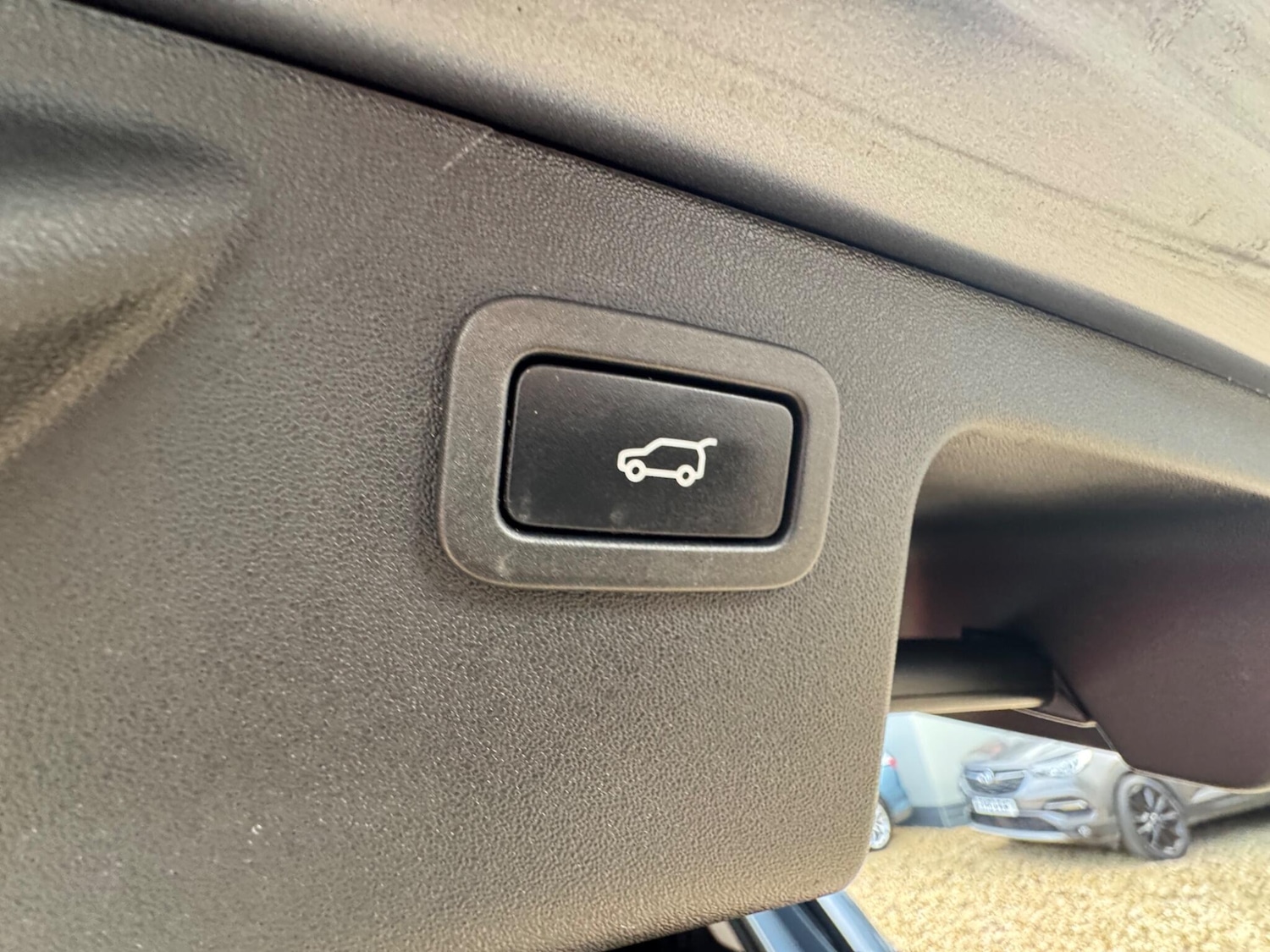 Used Land Rover Discovery Sport 2019 for sale - 77892477: Photo 42