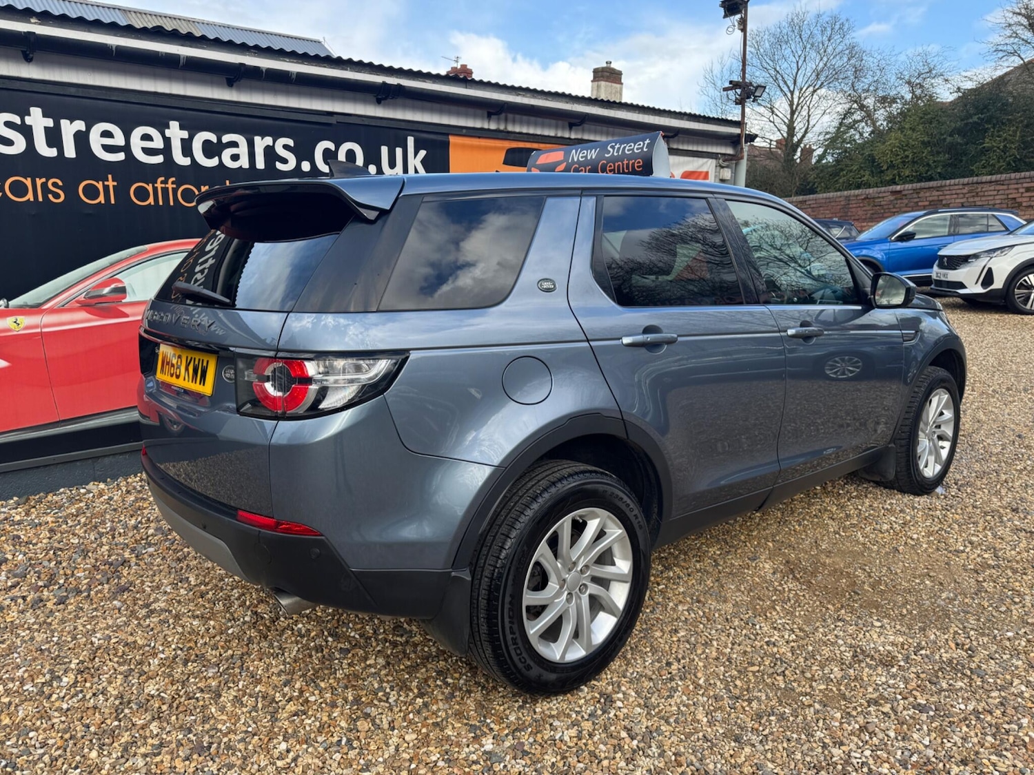 Used Land Rover Discovery Sport 2019 for sale - 77892477: Photo 8
