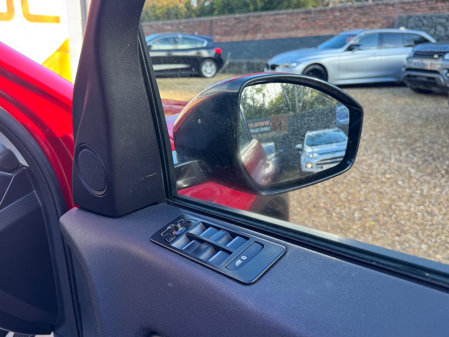 Used Land Rover Discovery Sport 2016 for sale - 76441330: Photo 44