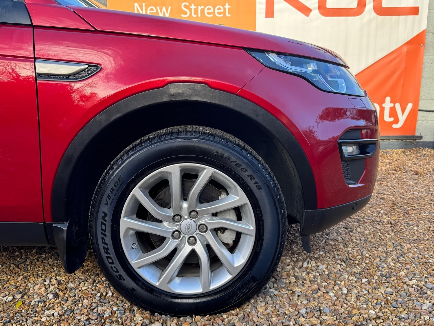 Used Land Rover Discovery Sport 2016 for sale - 76441330: Photo 51