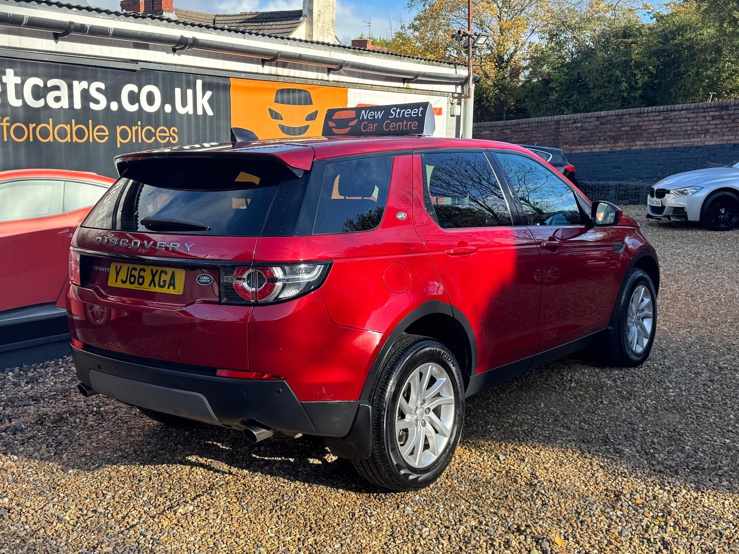 Used Land Rover Discovery Sport 2016 for sale - 76441330: Photo 7