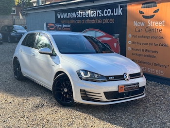 Used Volkswagen Golf 2016 for sale - 76013124: Photo