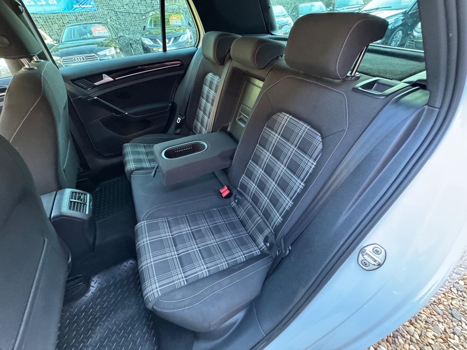 Used Volkswagen Golf 2016 for sale - 76013124: Photo 39