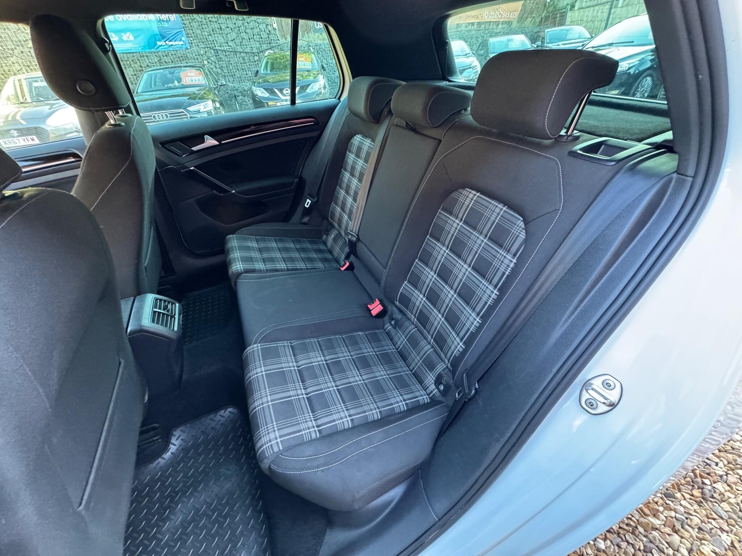 Used Volkswagen Golf 2016 for sale - 76013124: Photo 40