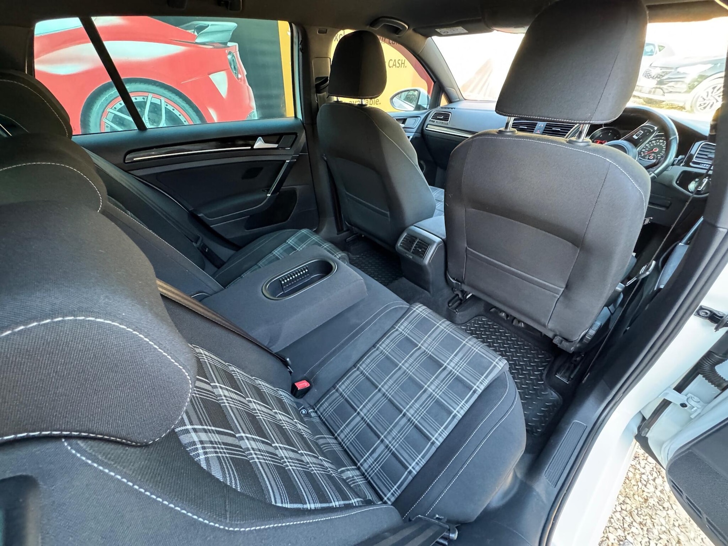 Used Volkswagen Golf 2016 for sale - 76013124: Photo 46
