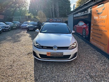 Used Volkswagen Golf 2016 for sale - 76013124: Photo