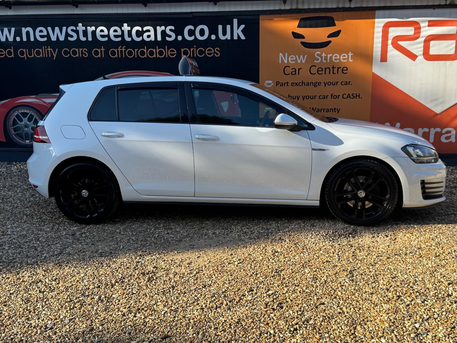 Used Volkswagen Golf 2016 for sale - 76013124: Photo 5