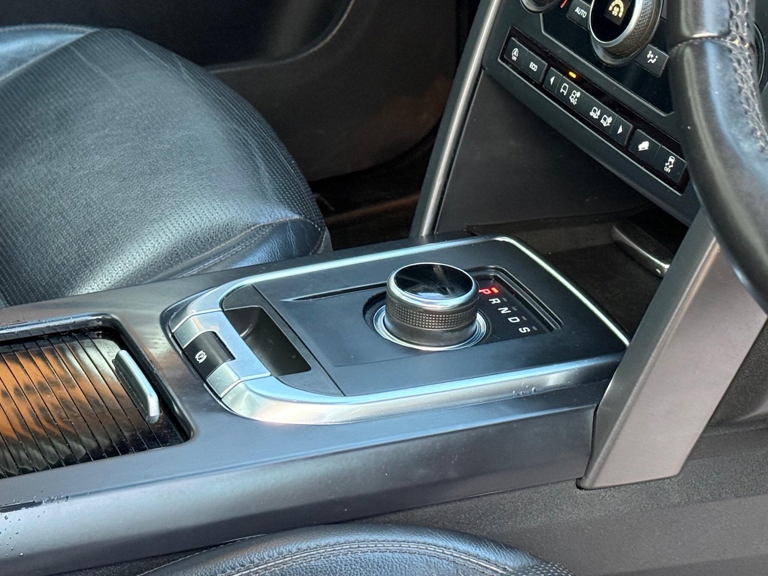 Used Land Rover Discovery Sport 2019 for sale - 77882771: Photo 54