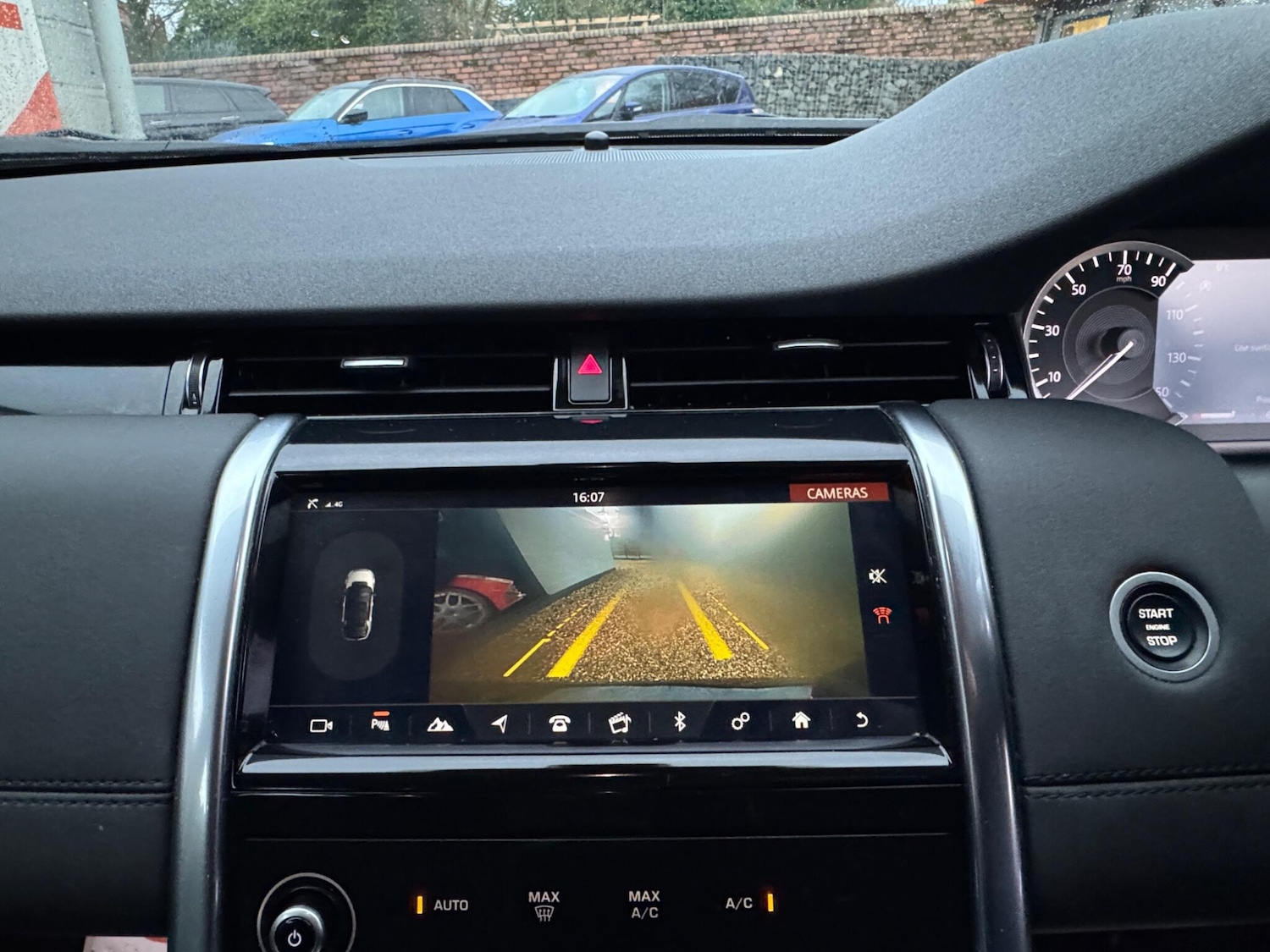 Used Land Rover Discovery Sport 2020 for sale - 77410892: Photo 45