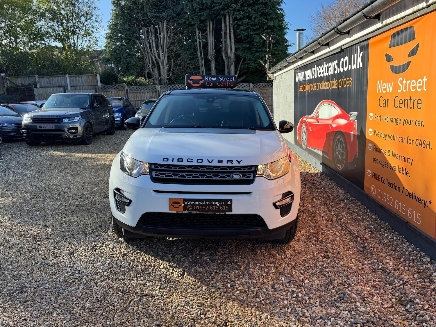Used Land Rover Discovery Sport for sale - 76378054: Photo 4