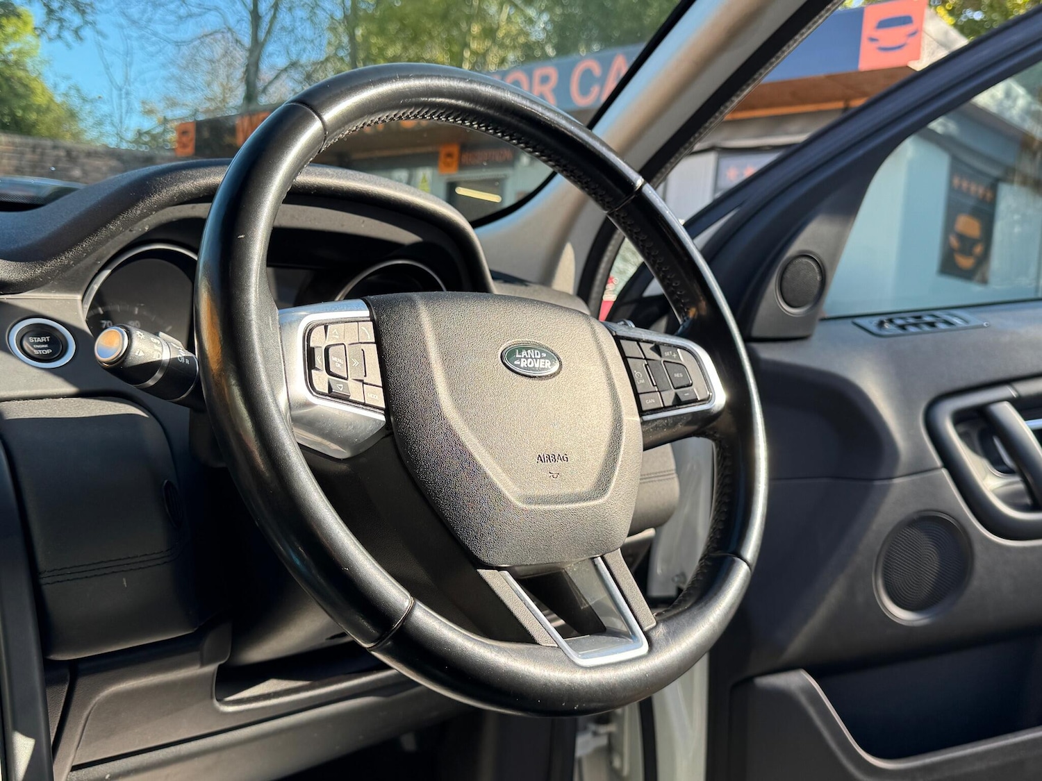 Used Land Rover Discovery Sport for sale - 76378054: Photo 7