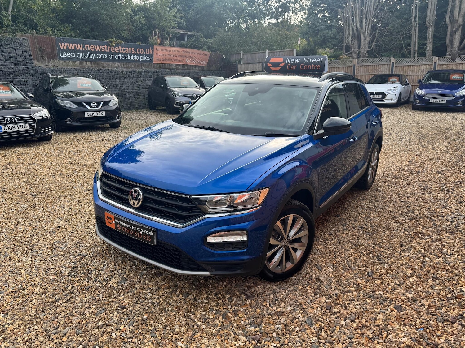 Used Volkswagen T-Roc 2018 for sale - 76136222: Photo 31