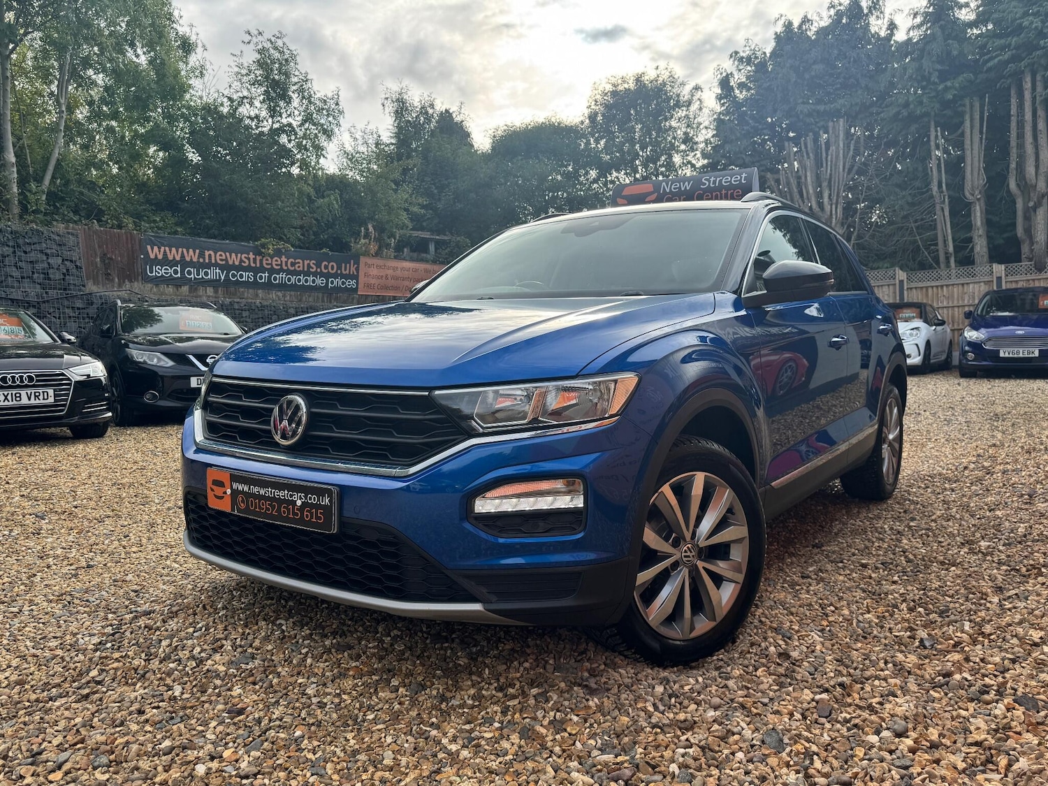 Used Volkswagen T-Roc 2018 for sale - 76136222: Photo 33