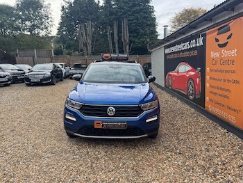 Used Volkswagen T-Roc 2018 for sale - 76136222: Photo 4