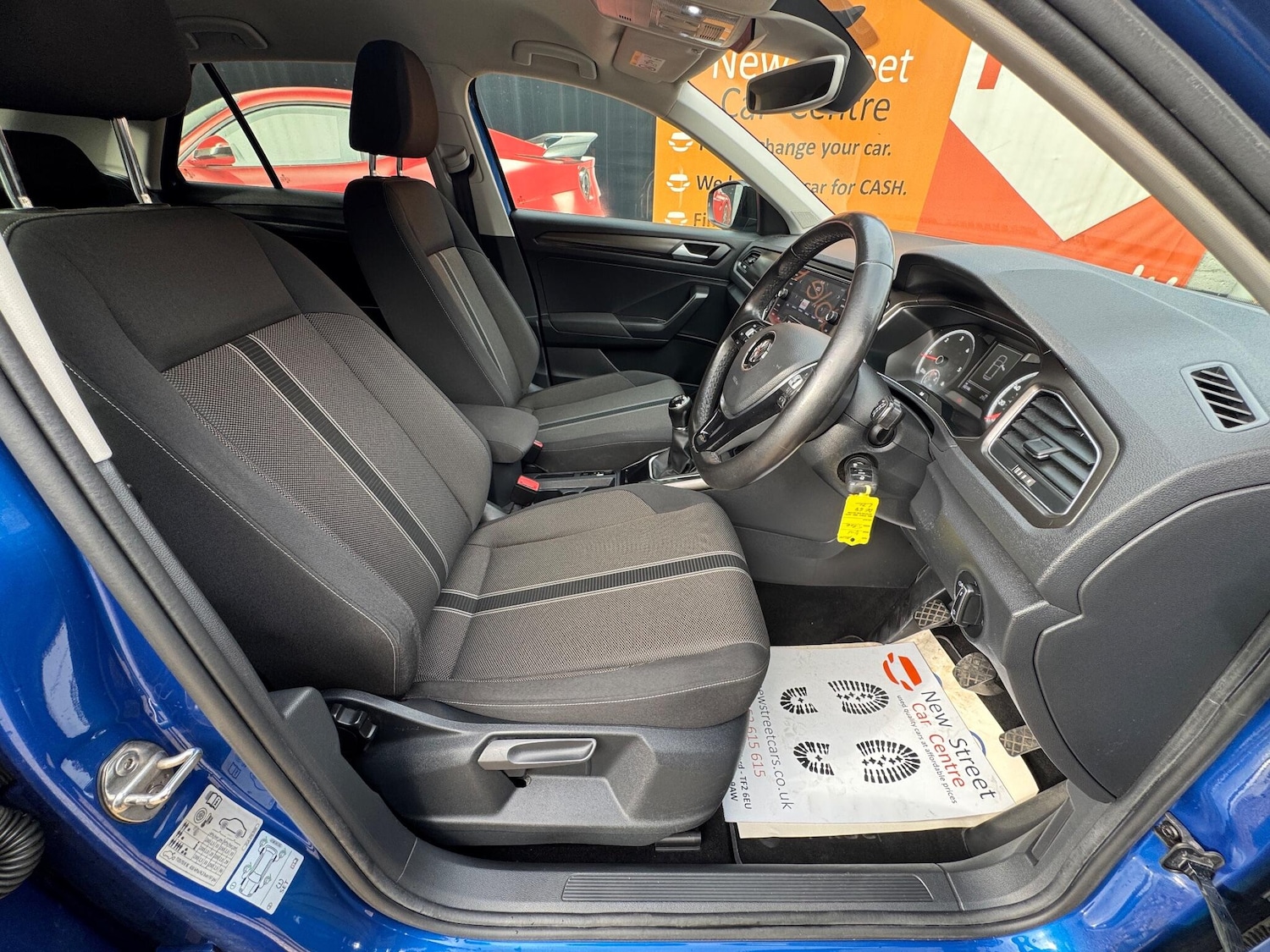 Used Volkswagen T-Roc 2018 for sale - 76136222: Photo 65